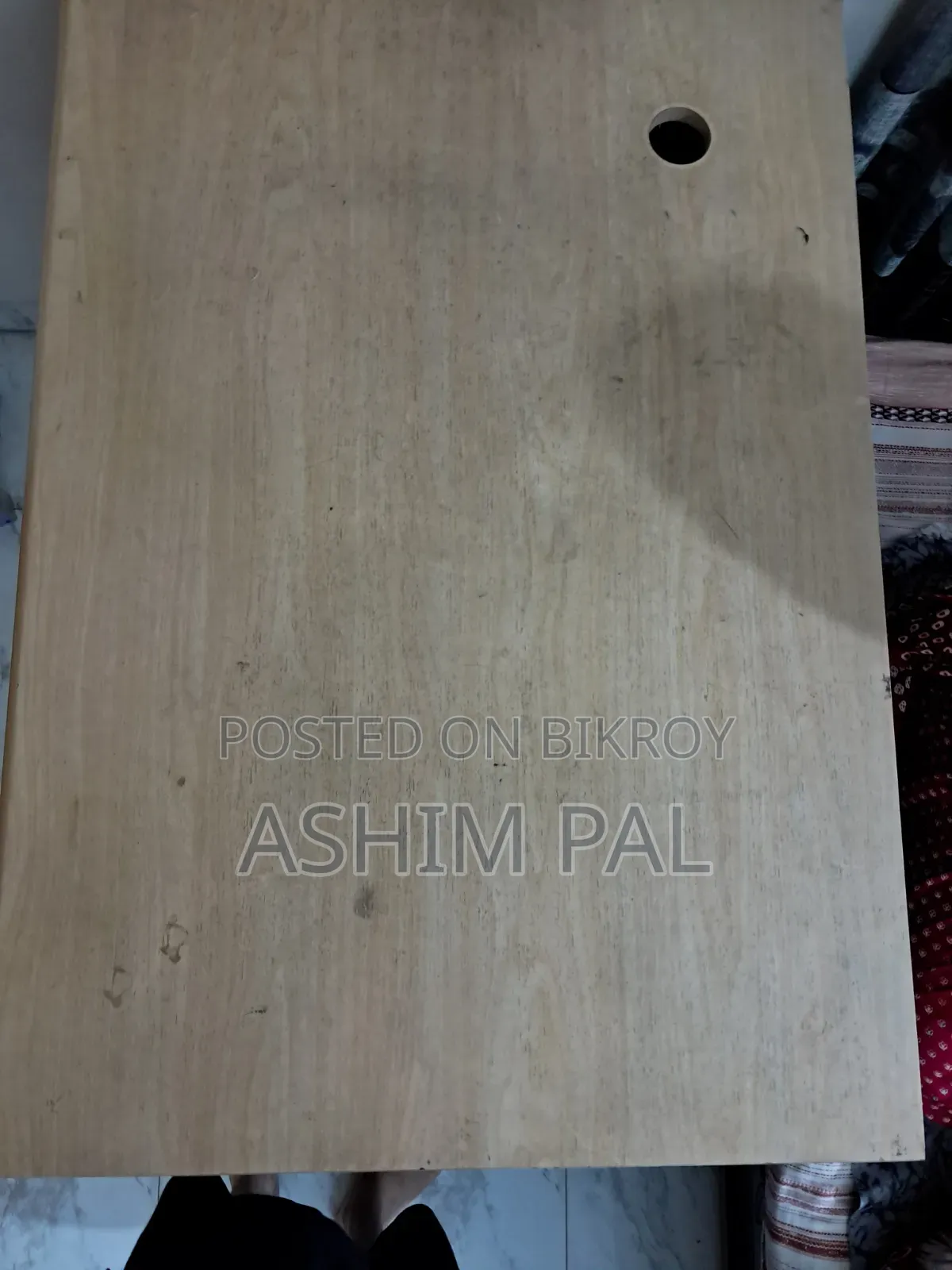 কম্পিউটার টেবিল, কাস্টম কাঠের তৈরি