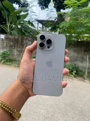 Apple iPhone 15 Pro Max 256 GB