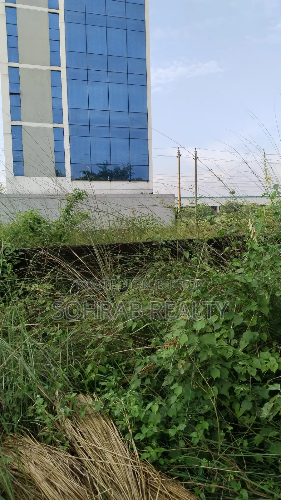 ৩ কাটা দক্ষিণমুখী উত্তরা, সেক্টর #১৬/জে