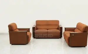 আসবাবপত্র বিক্রি হচ্ছে