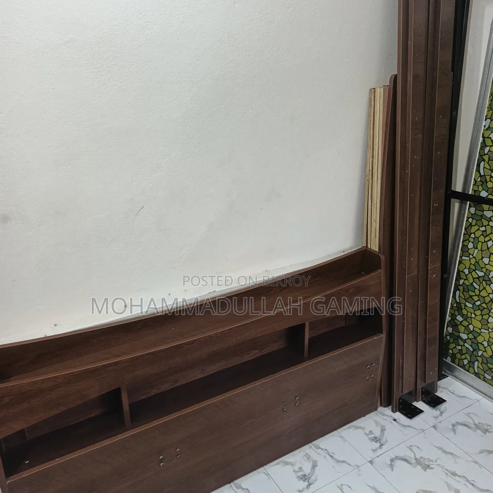 বড় আকারের খাট
