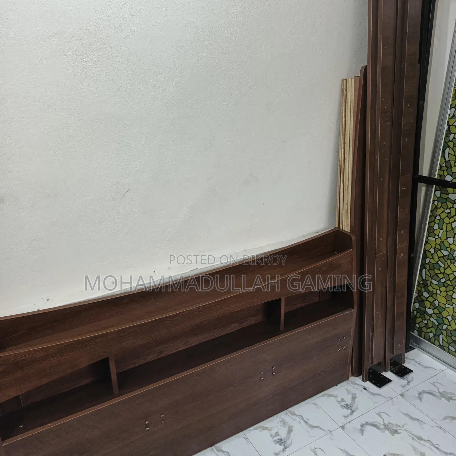 বড় আকারের খাট