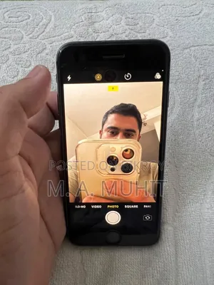 অ্যাপল আইফোন ৮ ৬৪ জিবি ব্ল্যাক