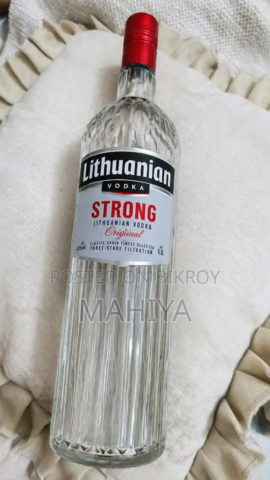 Empty Glass Bottle for Bottle Art / Craft Materials