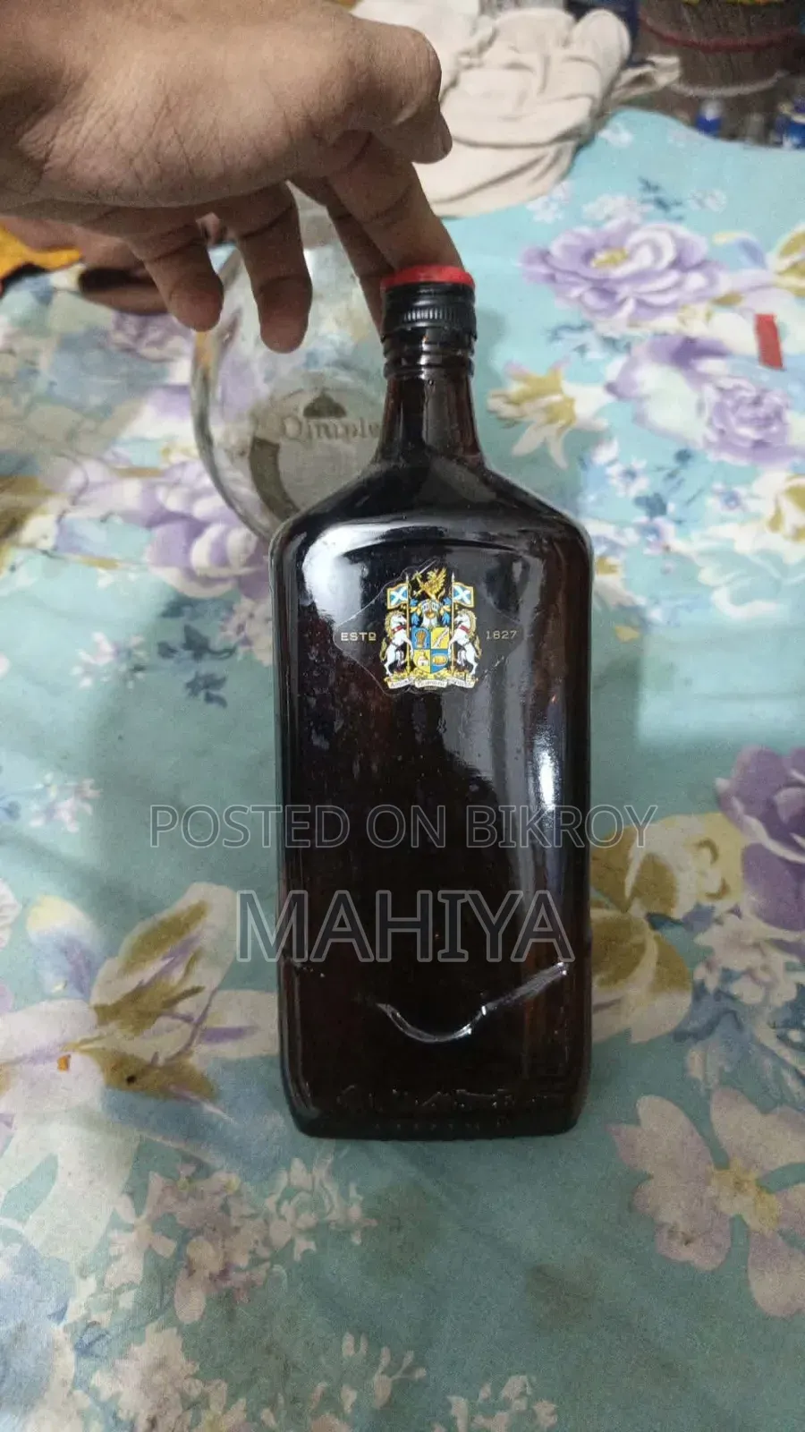 Empty Glass Bottle for Bottle Art / Craft Materials