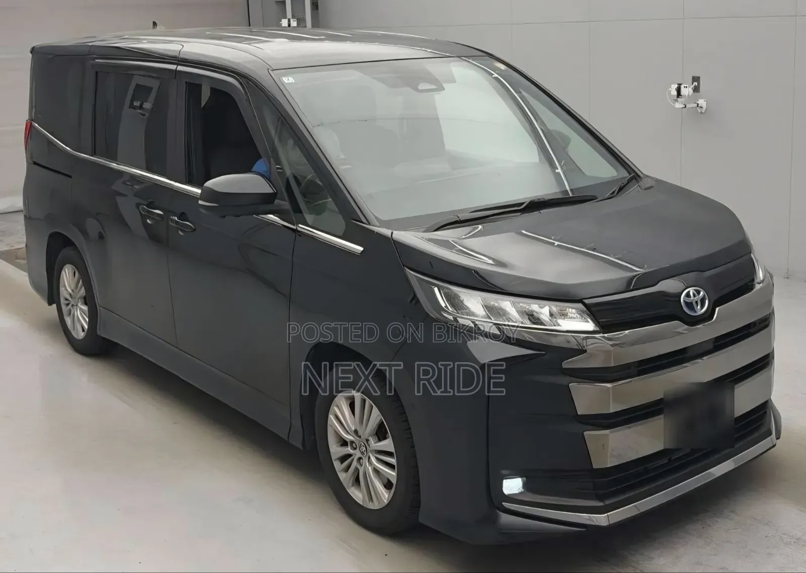Toyota Noah 2022 Black