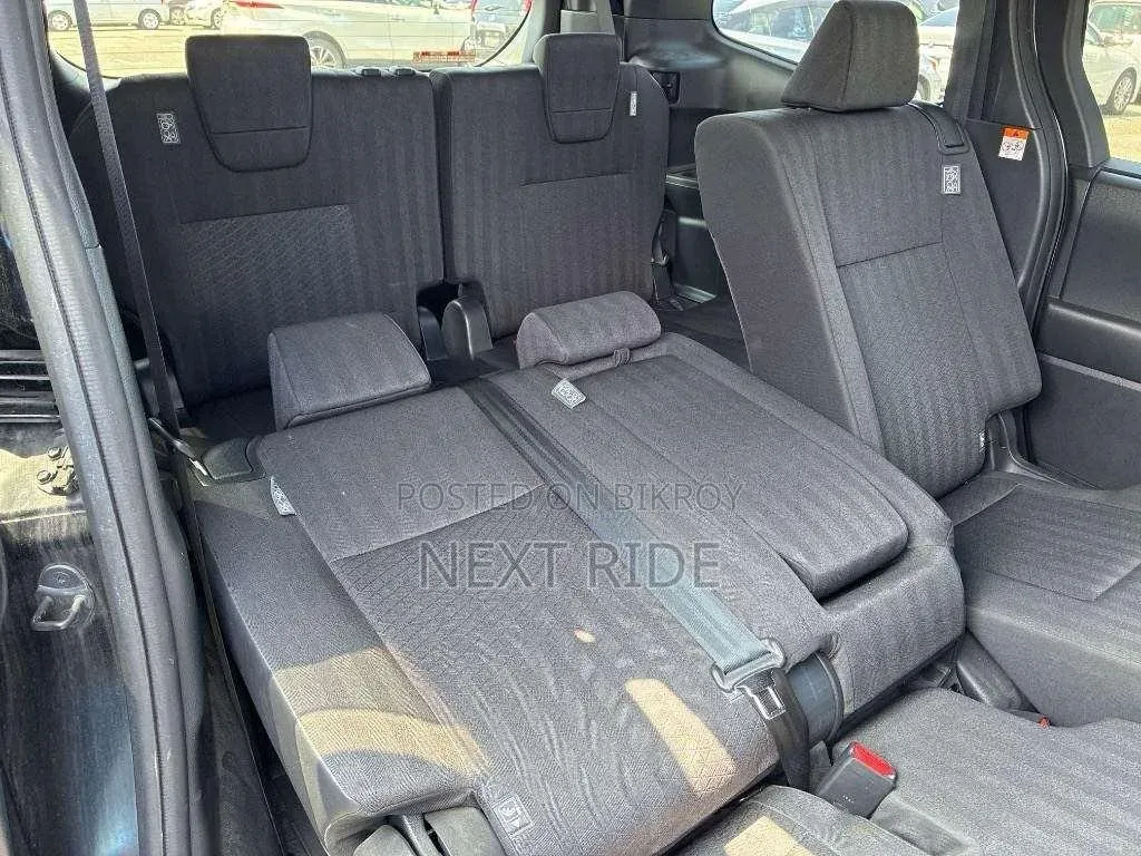 Toyota Noah 2022 Black