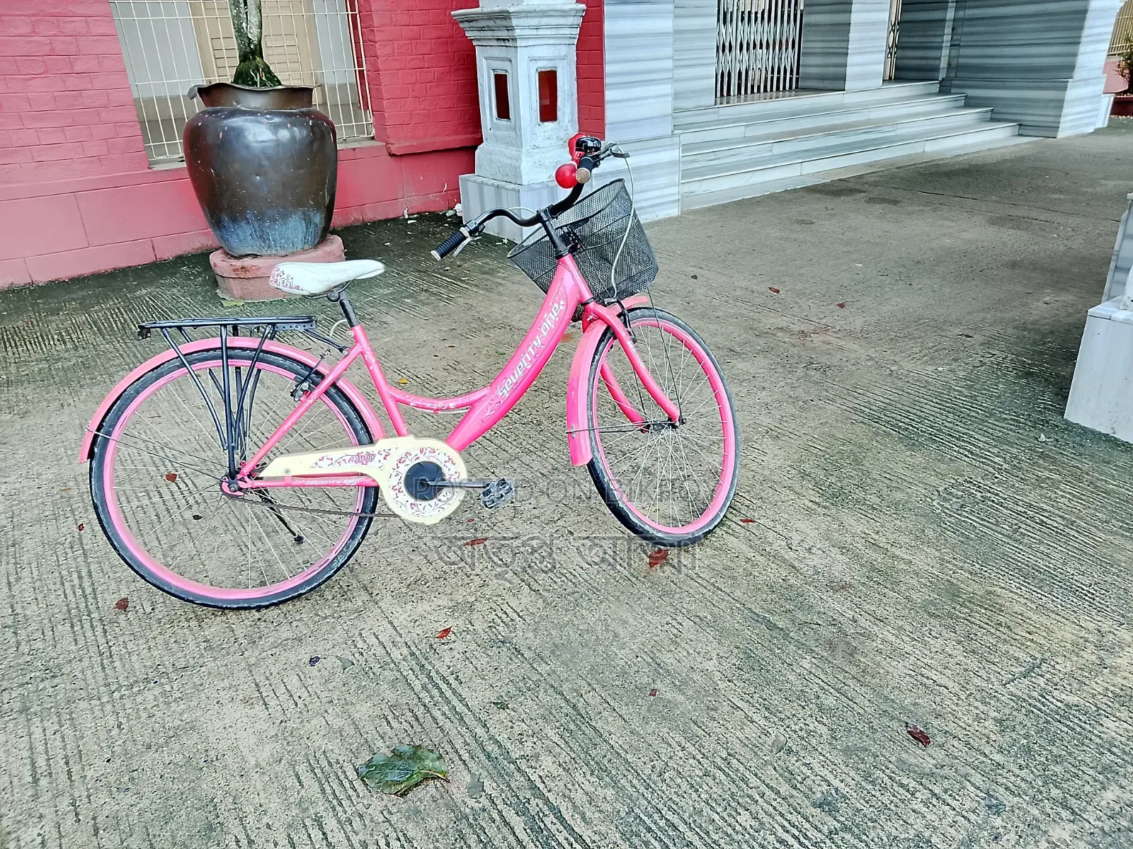 সাইকেলটি বিক্রি করব ৩৫ ০০ টাকা একদাম