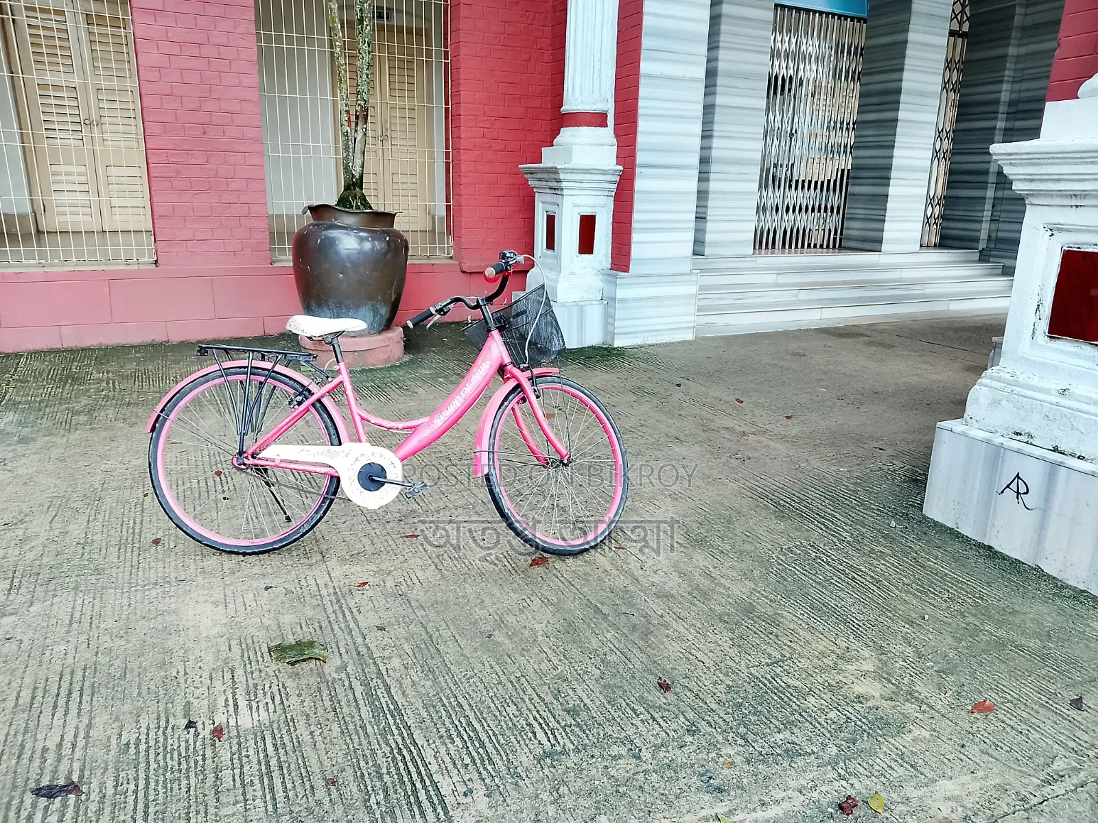 সাইকেলটি বিক্রি করব ৩৫ ০০ টাকা একদাম