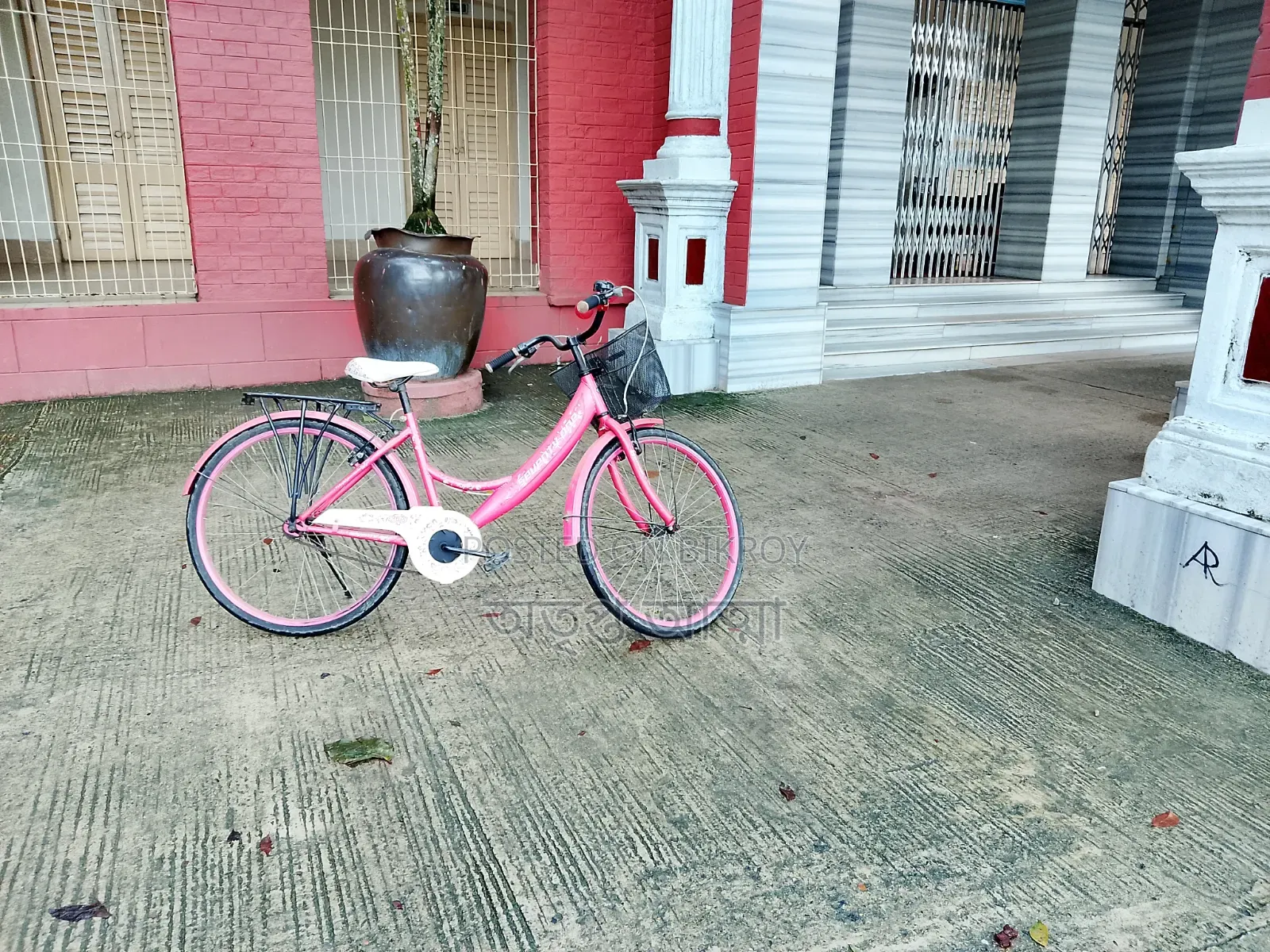 সাইকেলটি বিক্রি করব ৩৫ ০০ টাকা একদাম