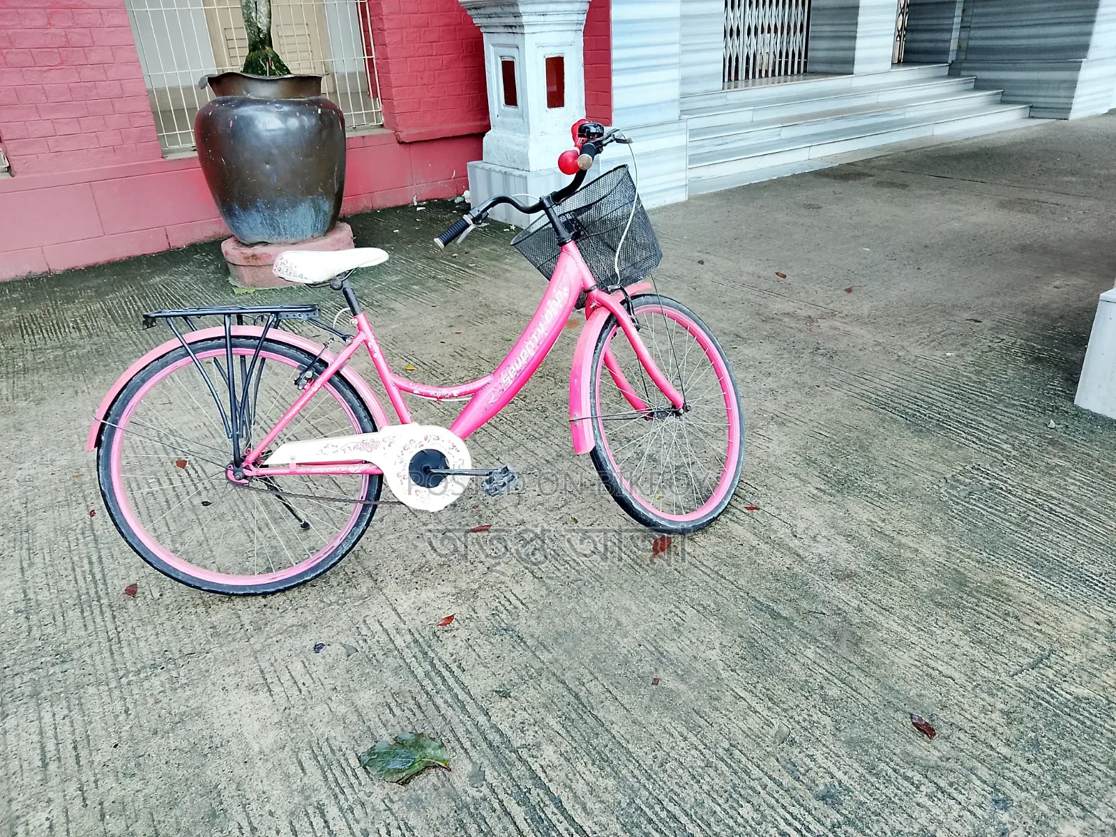 সাইকেলটি বিক্রি করব ৩৫ ০০ টাকা একদাম
