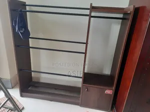 রিগাল আলনা