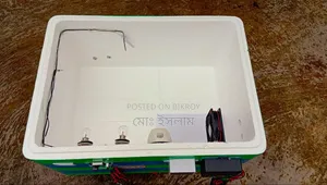 Incubator for 100 Eggs
