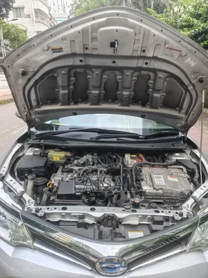 Toyota Axio 2015 Silver