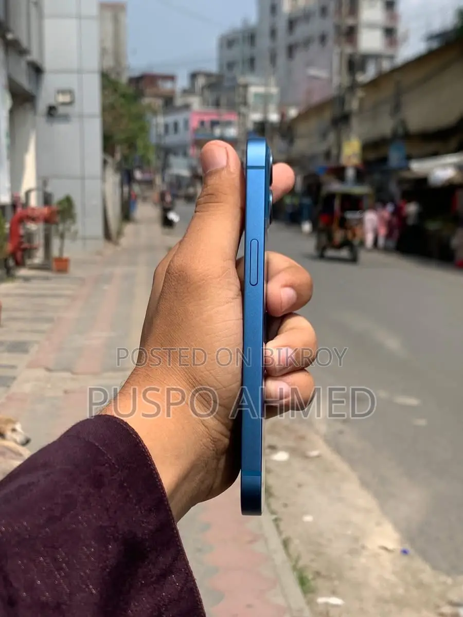 New Apple iPhone 13 128 GB Blue