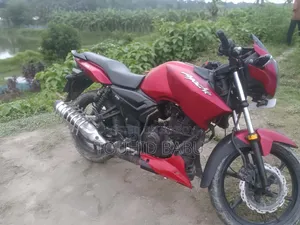 TVS Apache RTR 160 2V 2014 Red