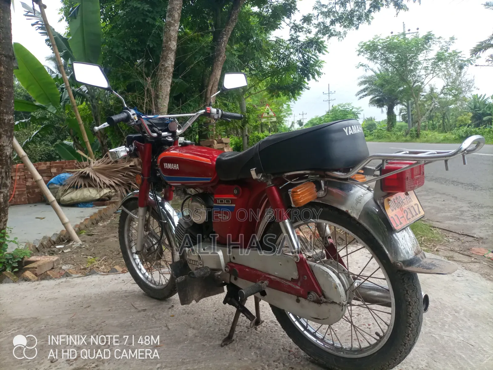 Yamaha 2000 Red