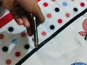 অ্যাপল আইফোন এক্সএস ২৫৬ জিবি গোল্ড