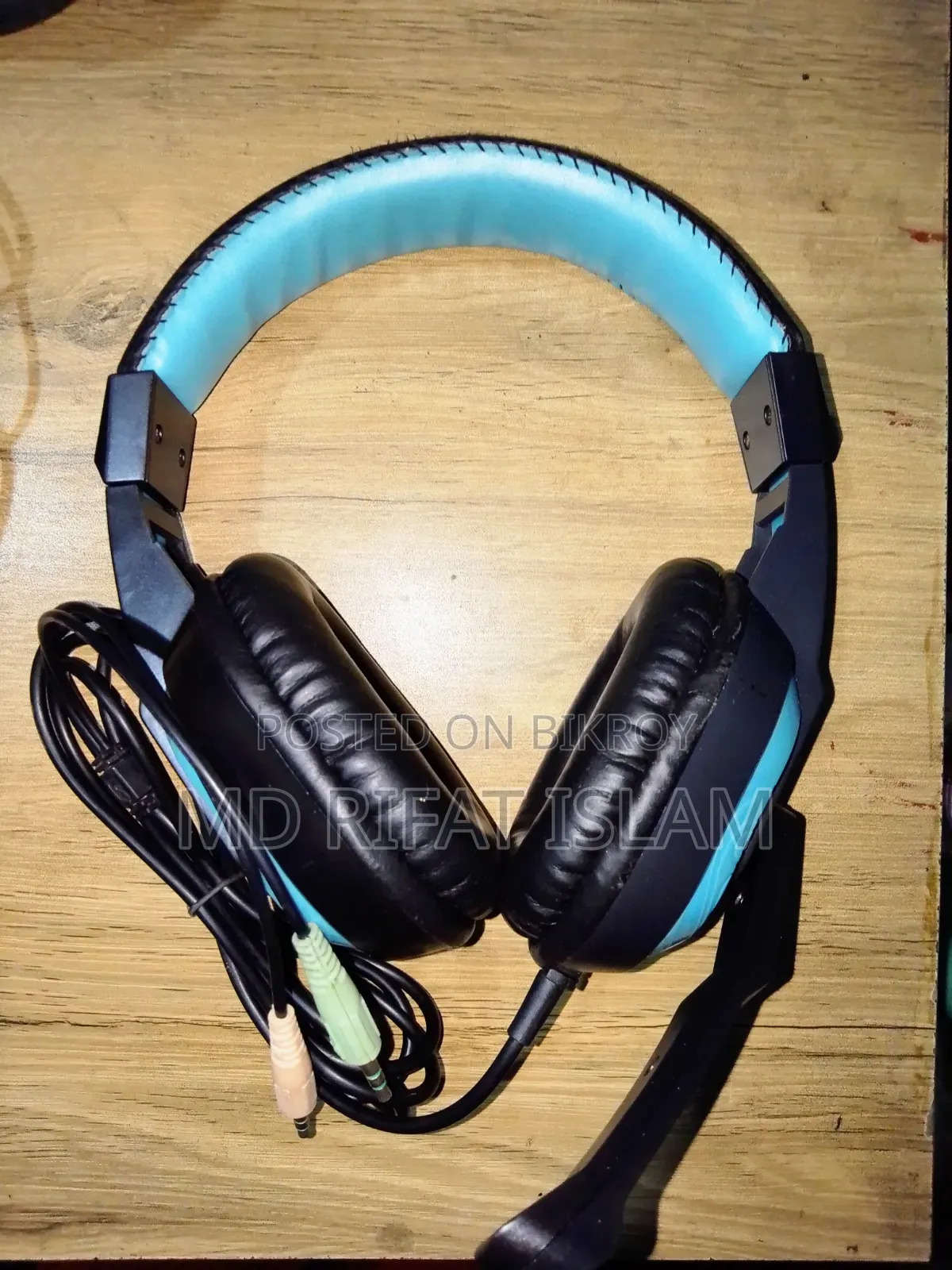 Headphones