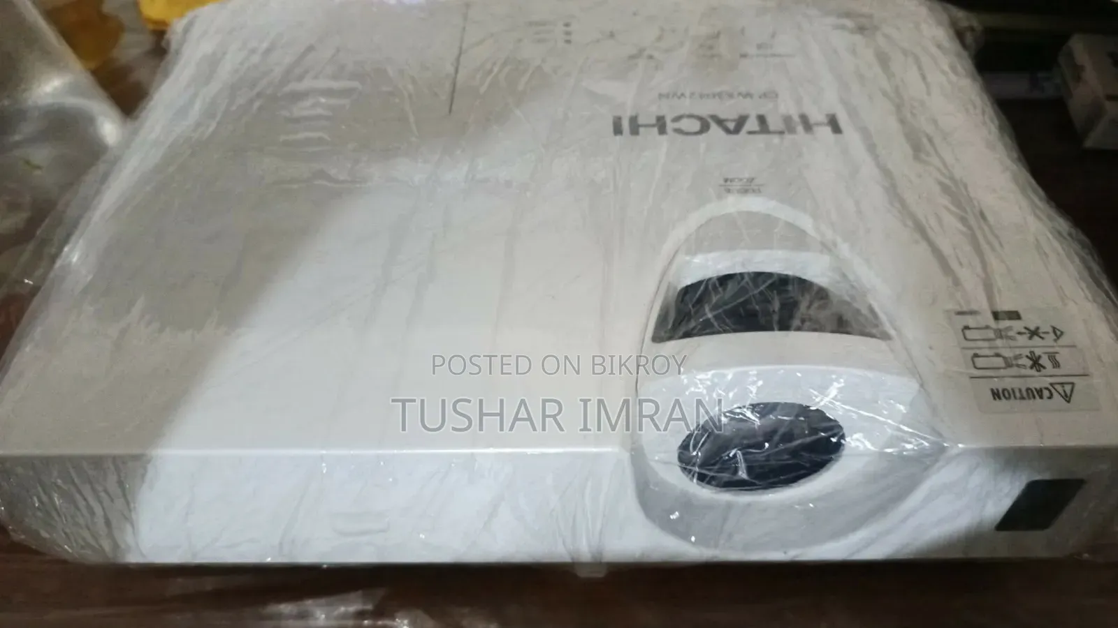 Hitachi Projector