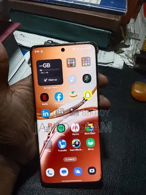 Oppo F27 Pro+ 256 GB Pink