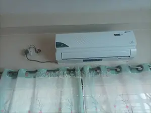 Emergency Sale: Walton 1 Ton Inverter AC (Voice Control UV-Care)