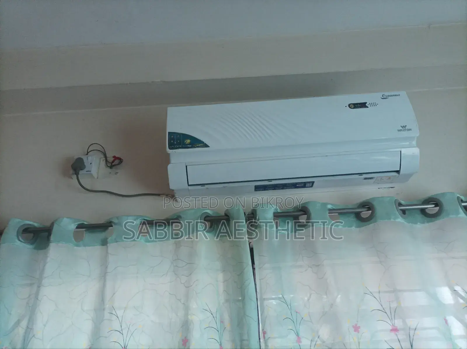 Emergency Sale: Walton 1 Ton Inverter AC (Voice Control UV-Care)