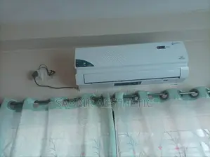 Emergency Sale: Walton 1 Ton Inverter AC (Voice Control UV-Care)