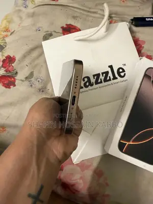 Apple iPhone 16 Pro 128 GB Gold