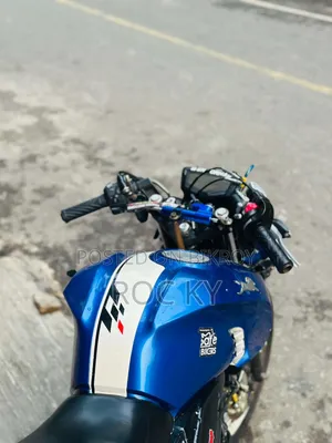 TVS Apache 160 4V 2018 Blue