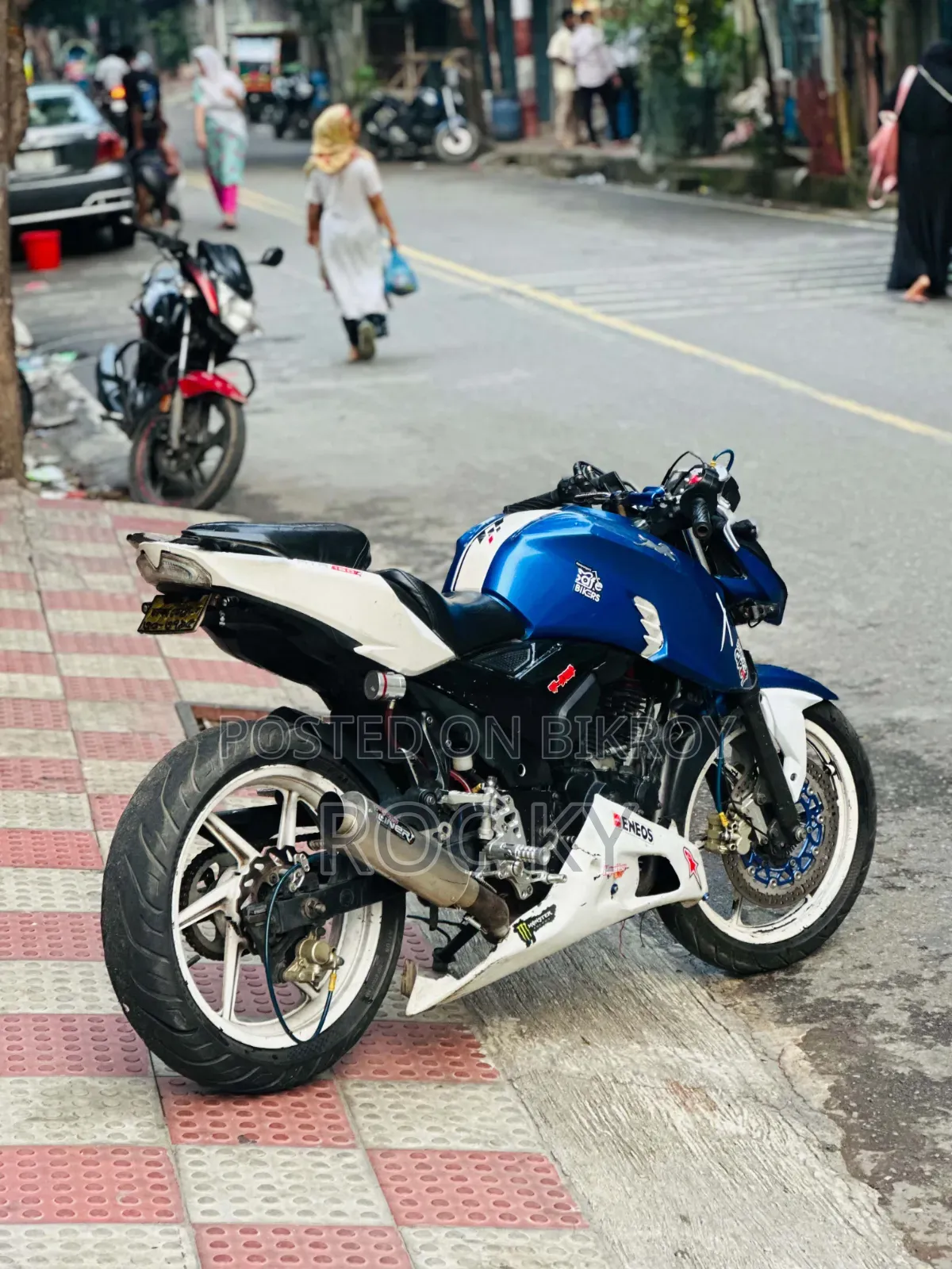 TVS Apache 160 4V 2018 Blue
