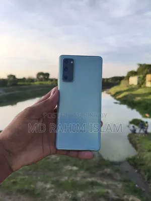 স্যামসাং গ্যালাক্সি এস২০ এফই ১২৮ জিবি