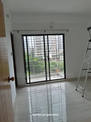3-Bedroom Apartment in Numan Property Bd, Basundhara for Rent