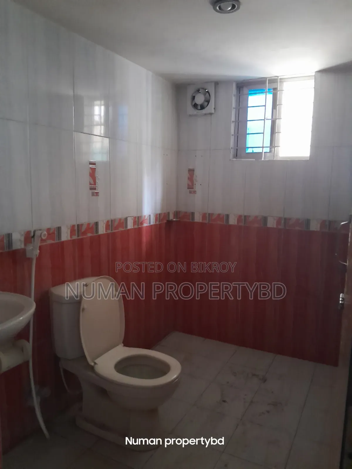 4-Bedroom Apartment in Numan Property Bd, Basundhara for Rent