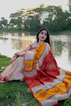 হাফ সিল্ক বুটিকস শাড়ি ব্লাউজ পিস সহ