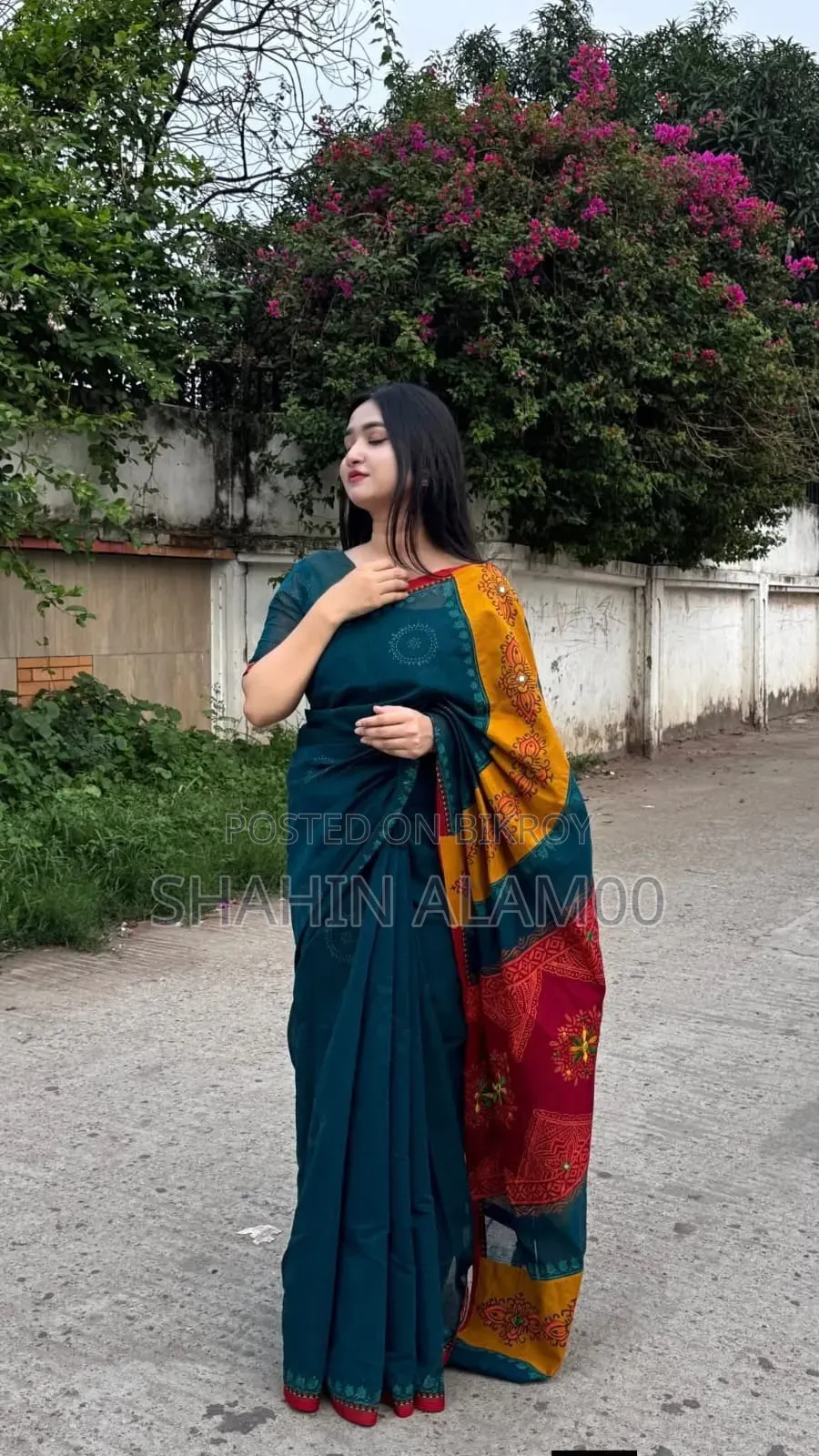 হাফ সিল্ক বুটিকস শাড়ি ব্লাউজ পিস সহ
