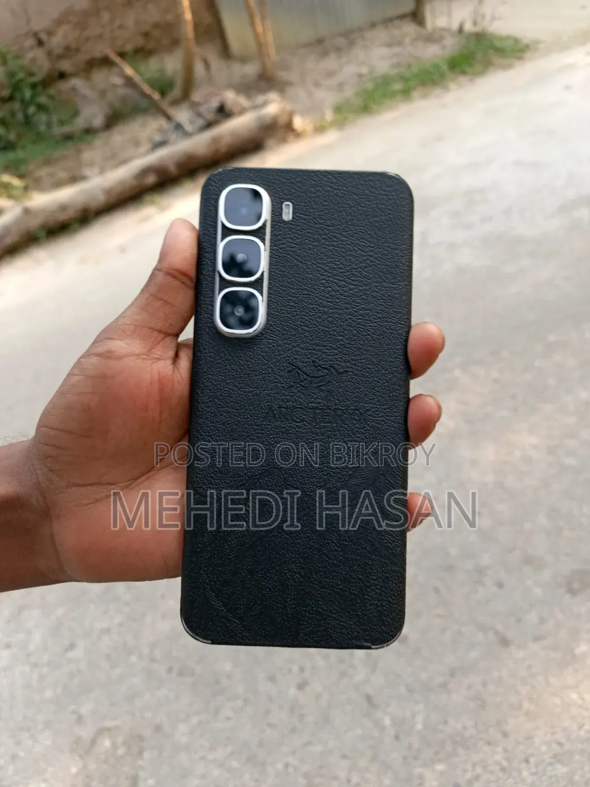ইনফিনিক্স হট ৬০ প্রো+ ২৫৬ জিবি সিলভার