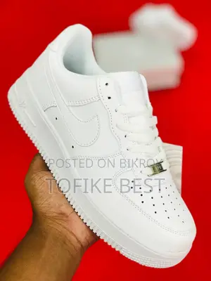 Air Force 1 (Nike) Triple White