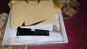 Air Force 1 (Nike) Triple White
