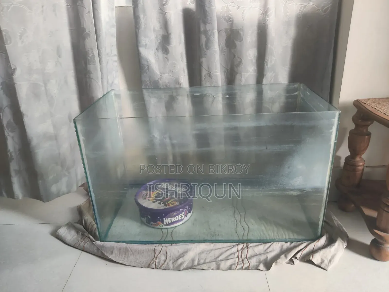 ফিশ ট্যাংক ২.৫ ফুট লম্বা