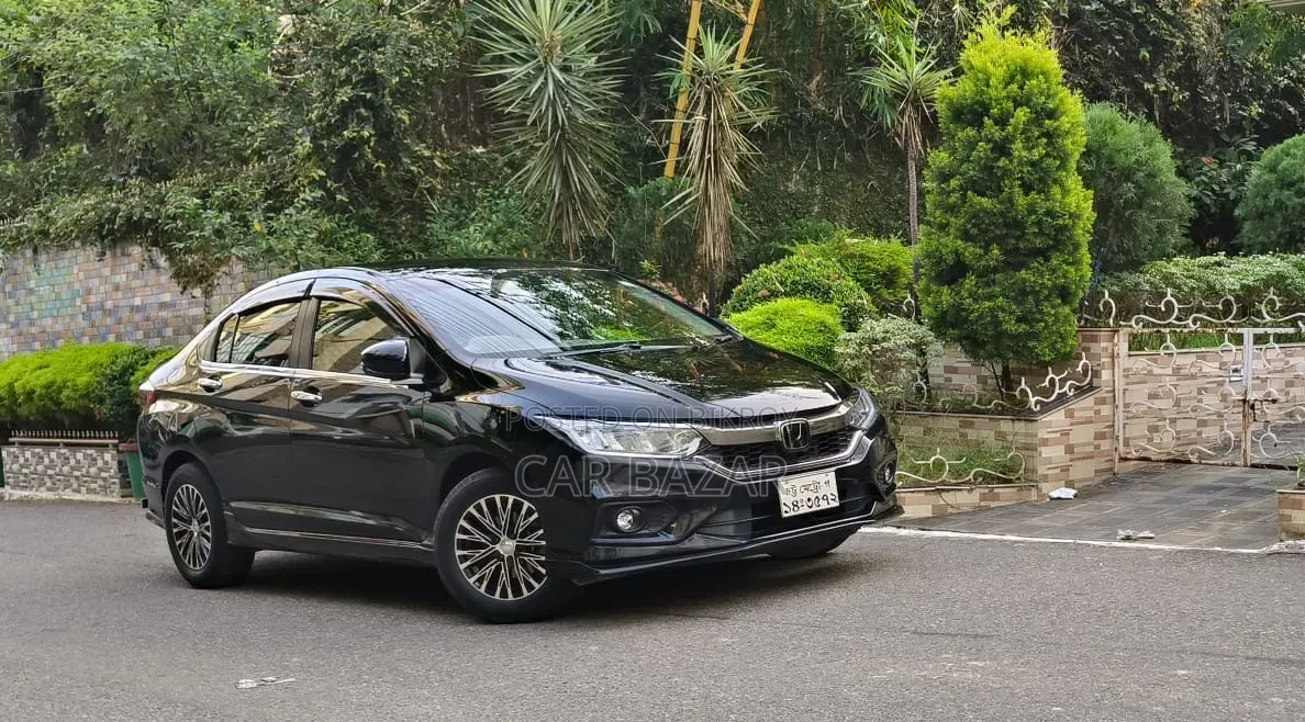 হোন্ডা গ্রেস ১.৫ হাইব্রিড এফডব্লিউডি ২০১৯ কালো