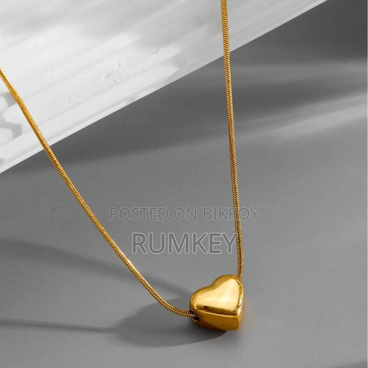Stainless Steel Jewellery Colour Guaranteed. Full Cash on Home Delivery.
