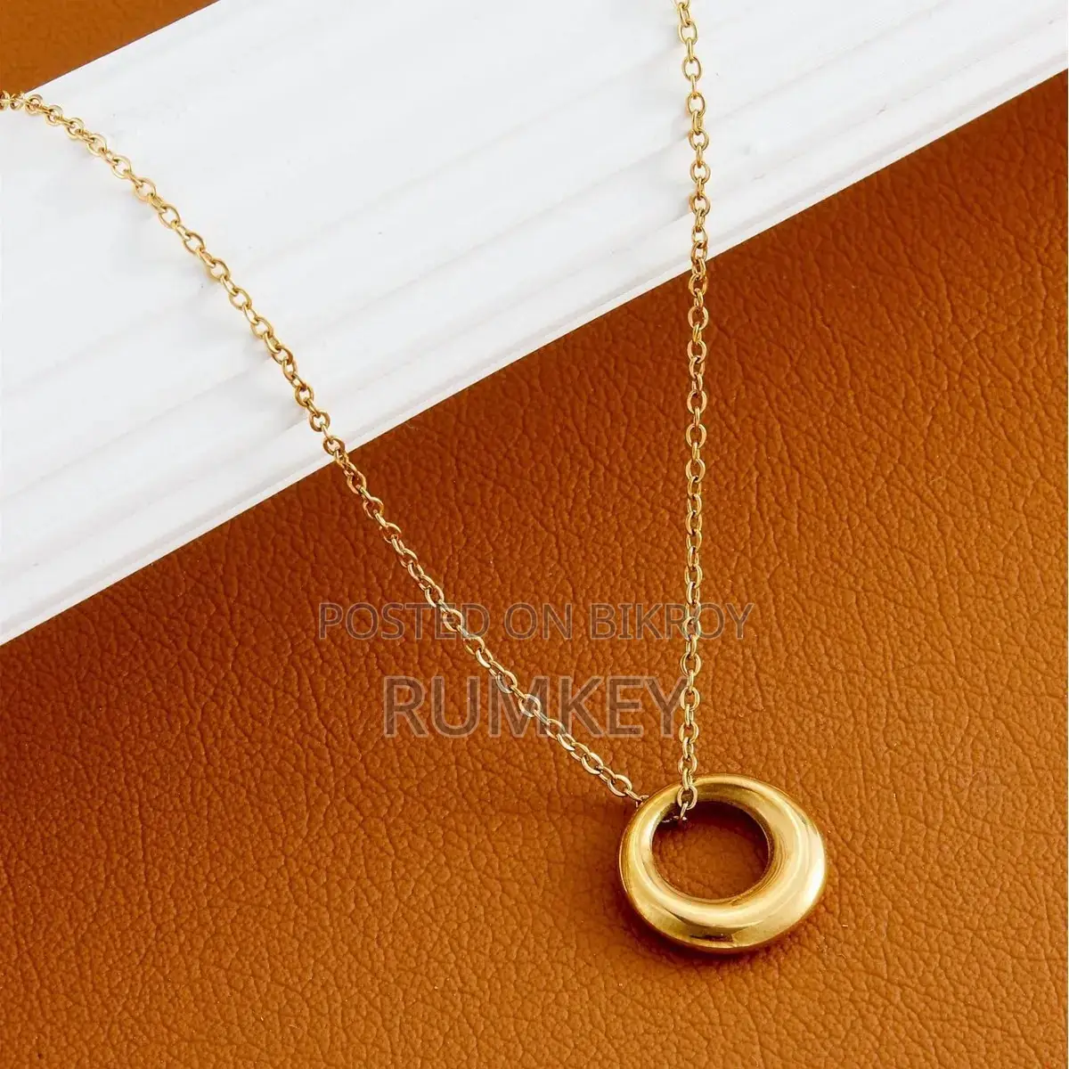 Stainless Steel Jewellery Colour Guaranteed. Full Cash on Home Delivery.
