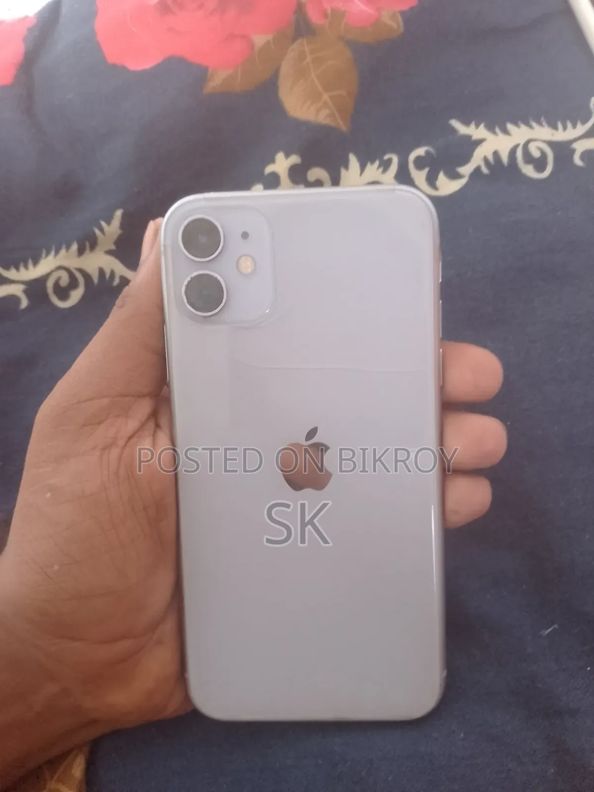 অ্যাপল আইফোন ১১ ১২৮ জিবি সিলভার