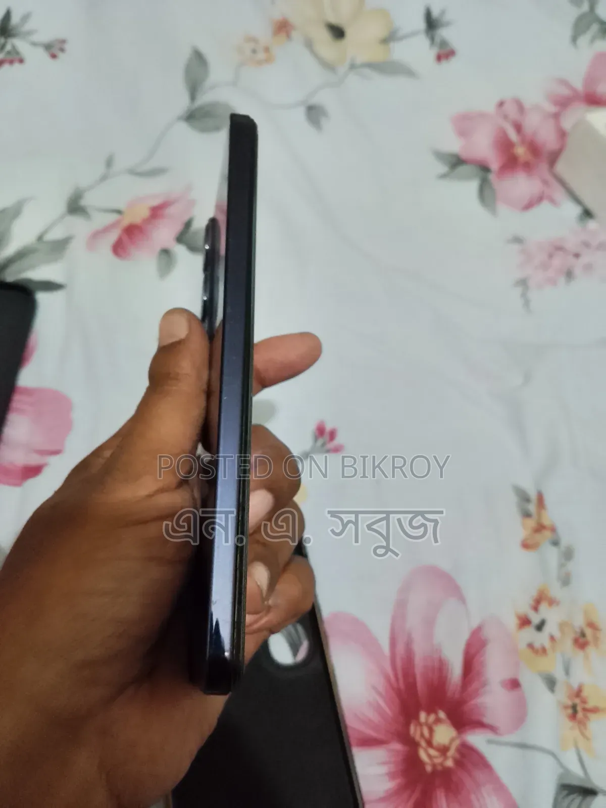 ভিভো ওয়াই৩০০ ১২৮ জিবি ব্লু