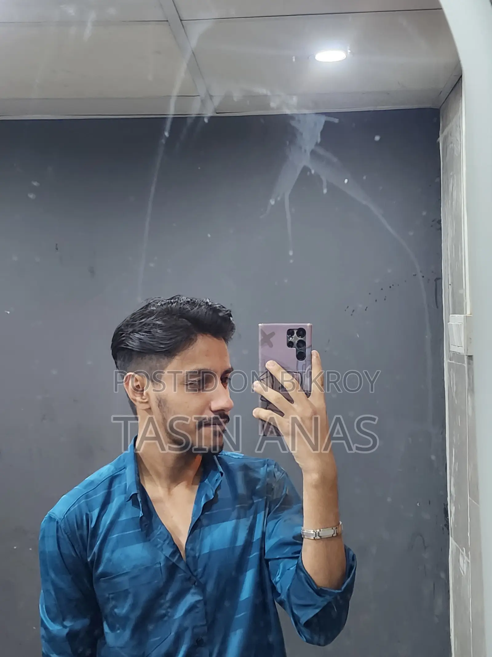 খন্ডকালীন সপ্তাহের ছুটির দিনের জীবনবৃত্তান্ত