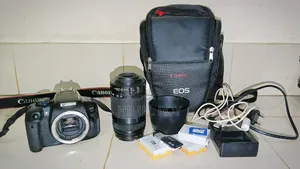 DSLR Camera Canon 700D