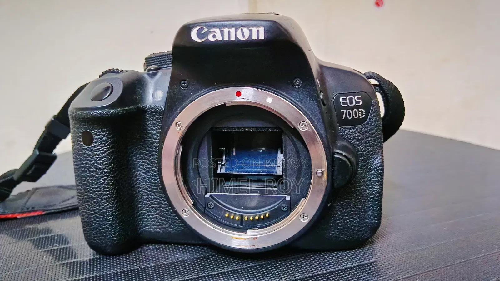 DSLR Camera Canon 700D