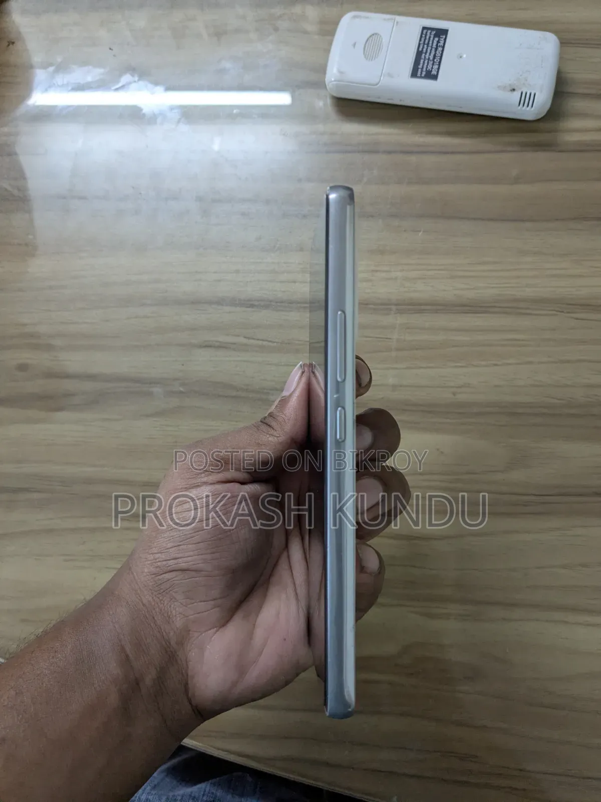 স্যামসাং গ্যালাক্সি এ৫৩ ৫জি ১২৮ জিবি সাদা