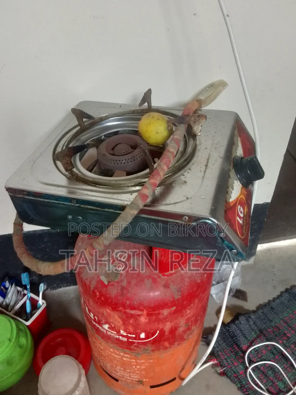 One Cylinder and One Gas Stove for Sale